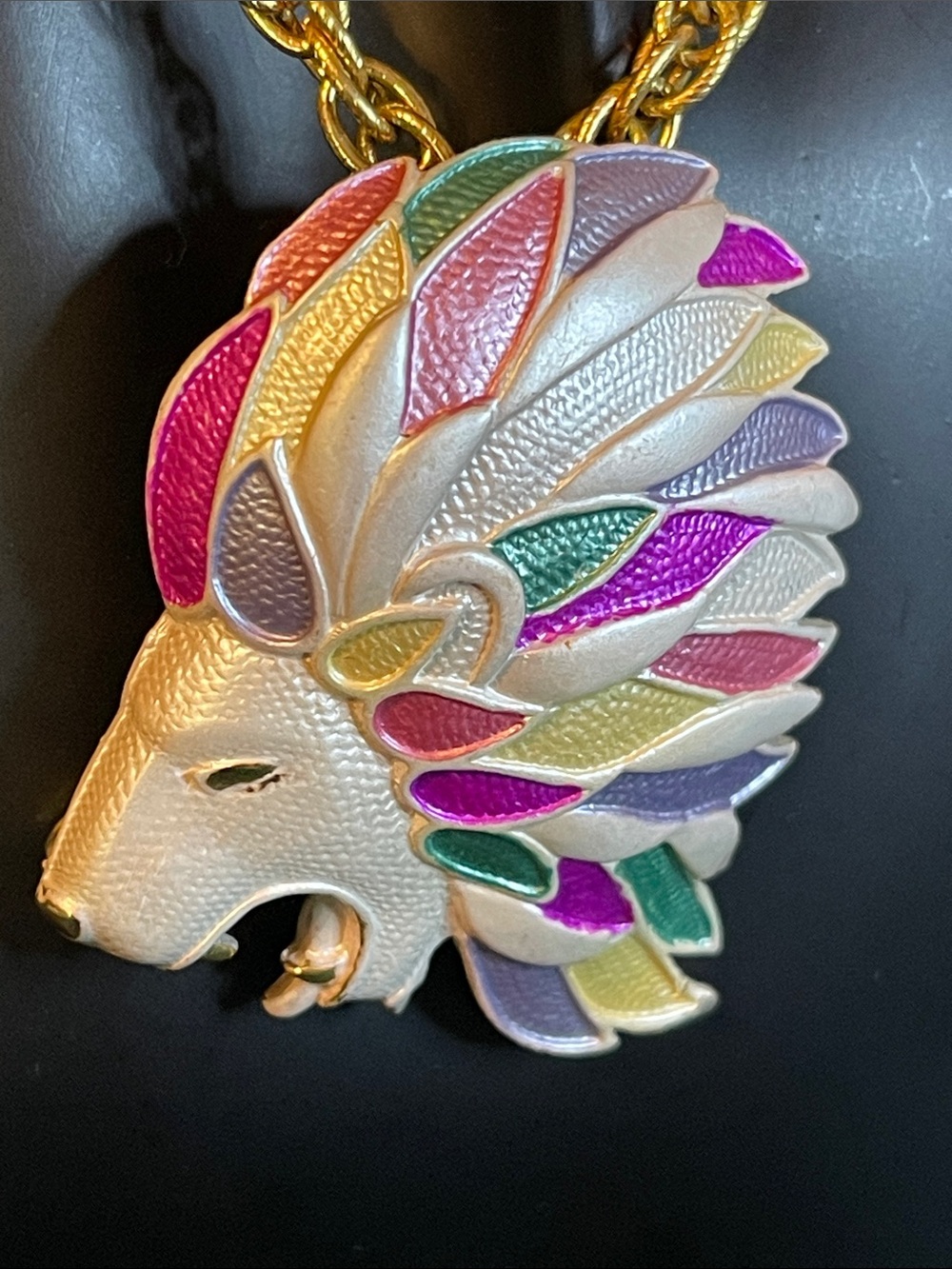 Vintage HMS Madeira Collection Pastel Roaring Lion Brooch Pendant Necklace - Picture 3 of 11